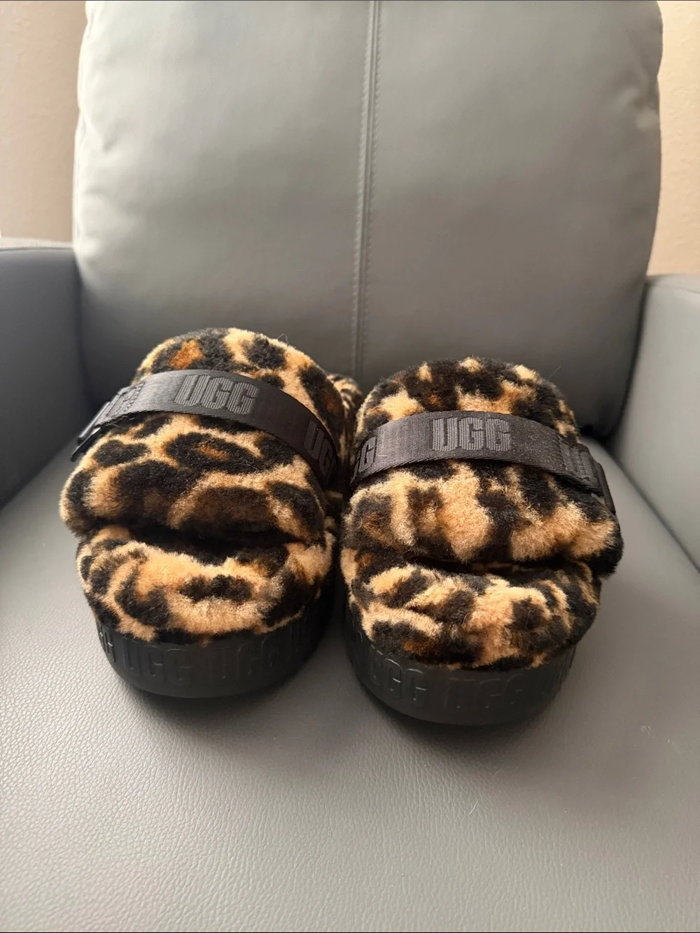 UGG Leopard Faux-Fur Slide Platform Sandals - Black/Brown